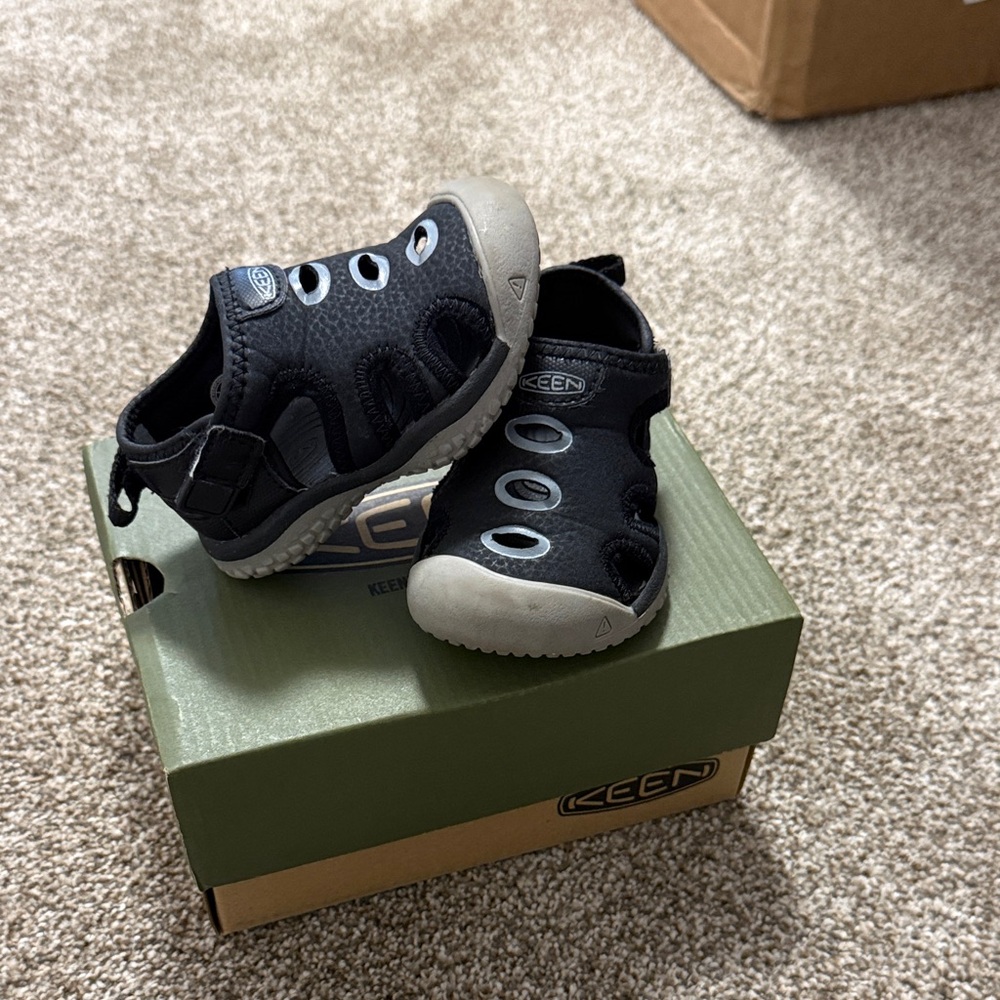 Keen Kids Black and Gray Water Shoes